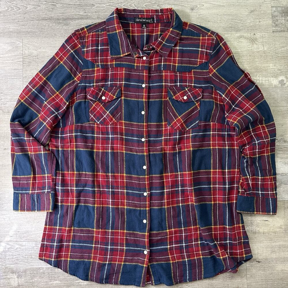 Derek Heart Plus 3X Women's Plaid Flannel Red Navy Button-Up Long Sleeve Shirt